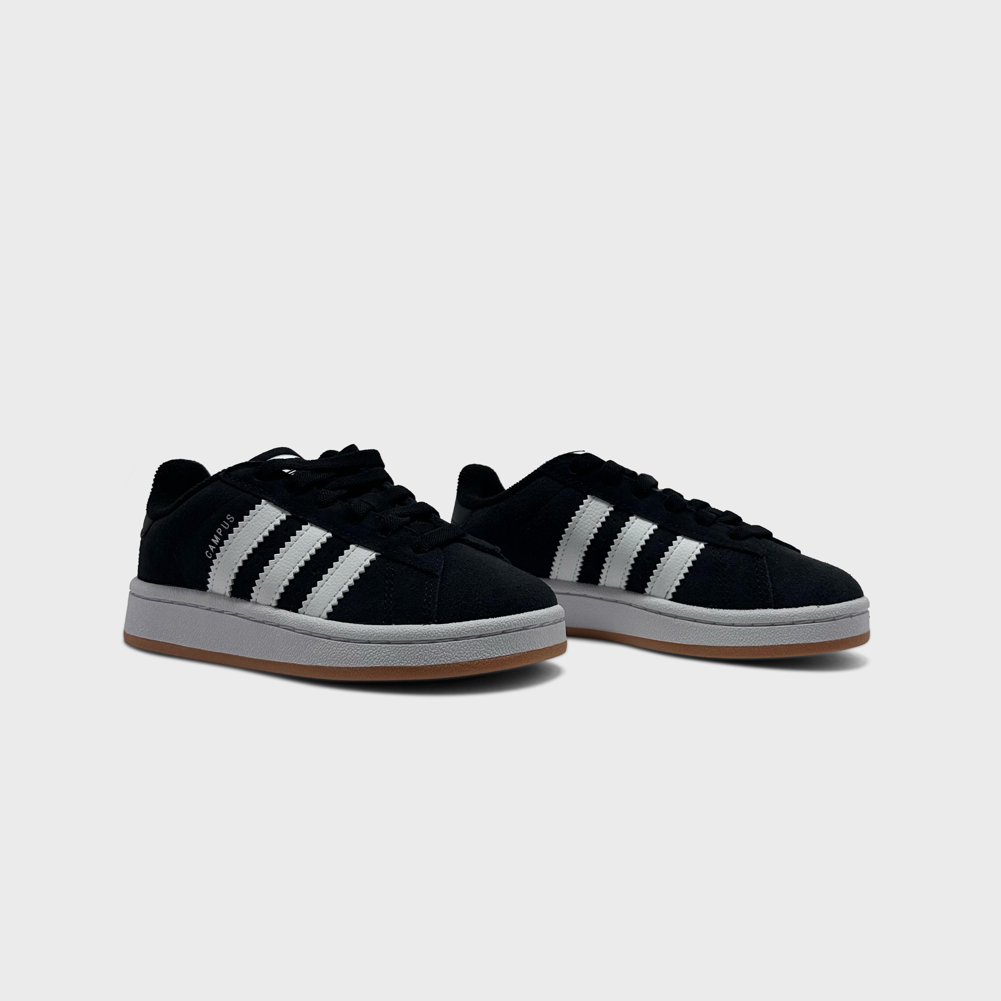 Adidas Campus 00s Black White Kids Sneaker schwarz weiß Paar schräg von vorne
