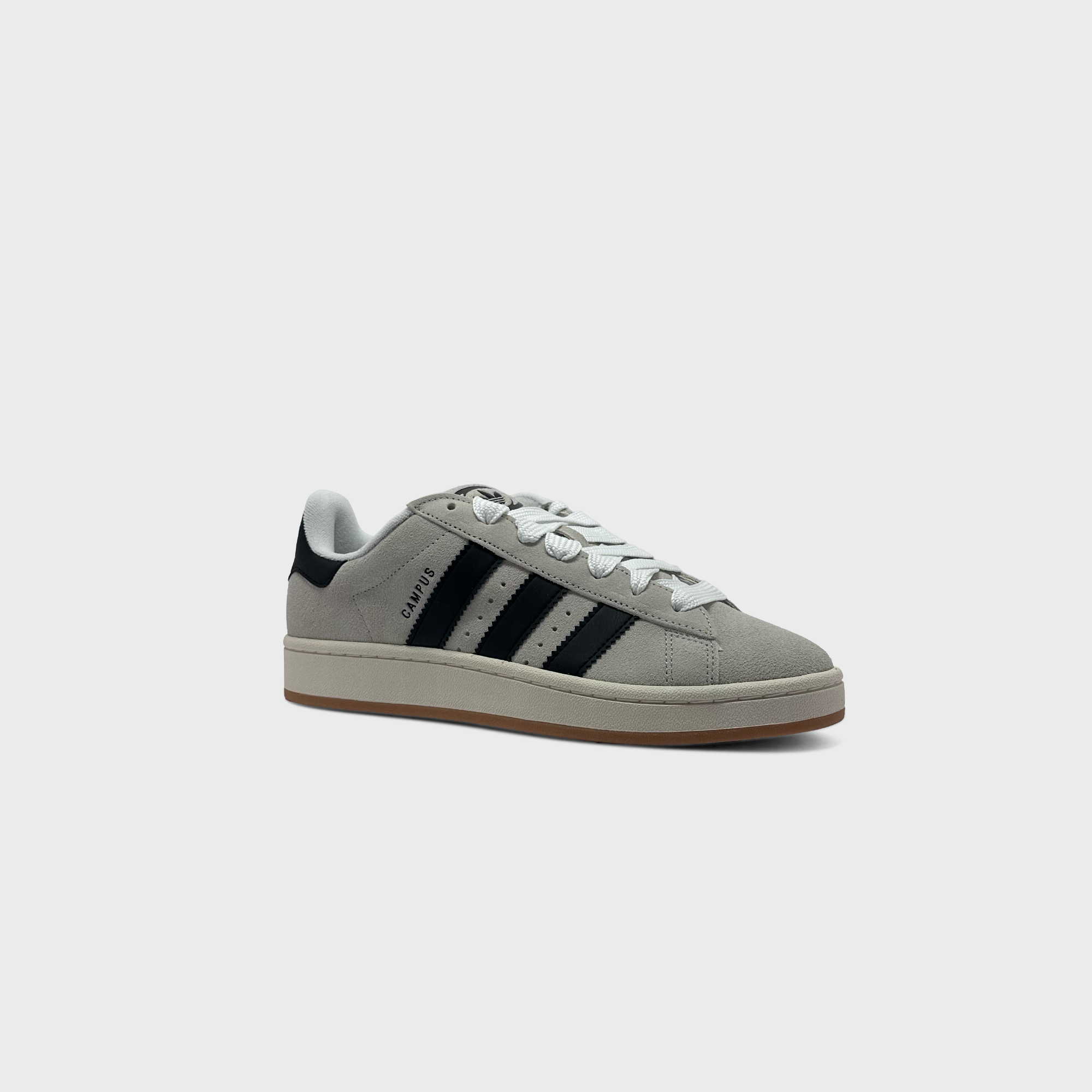 Adidas Campus 00s Grey Black Sneaker grau schwarz schräg von vorne
