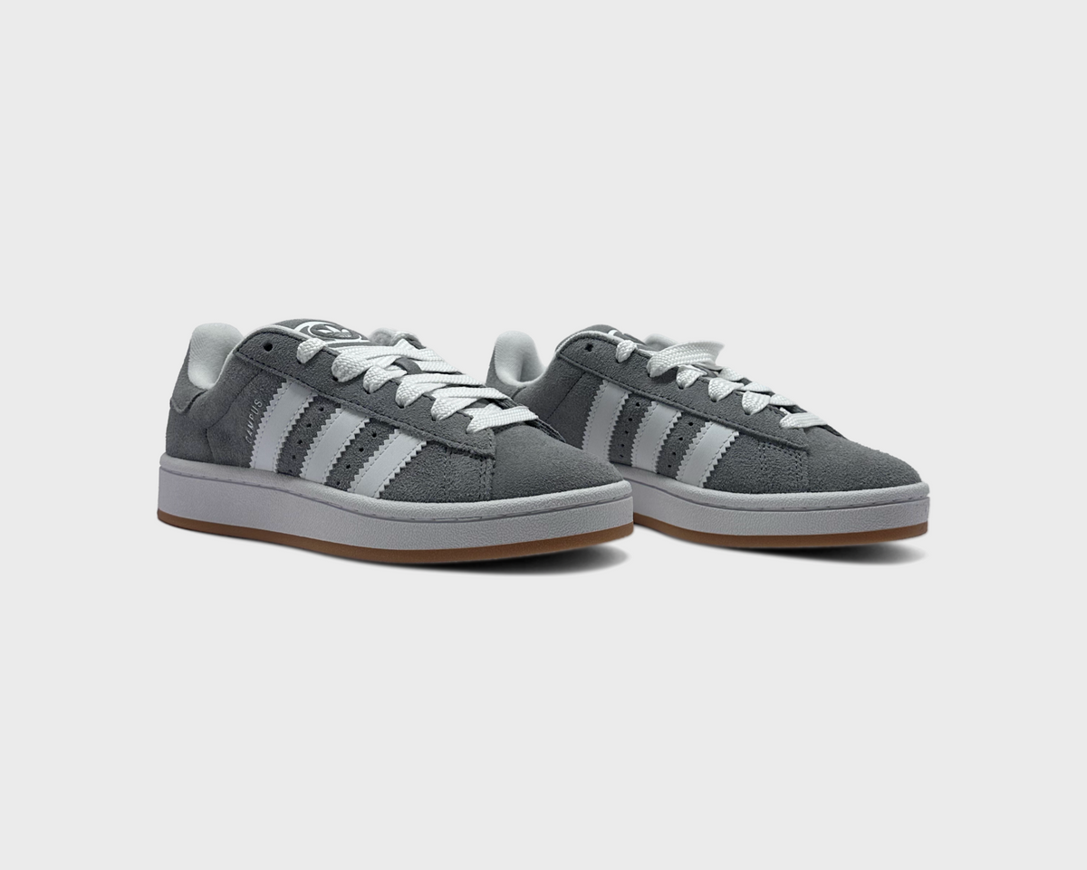 adidas Campus 00s Light Grey White Kids Sneaker hellgrau weiß Paar schräg von vorne