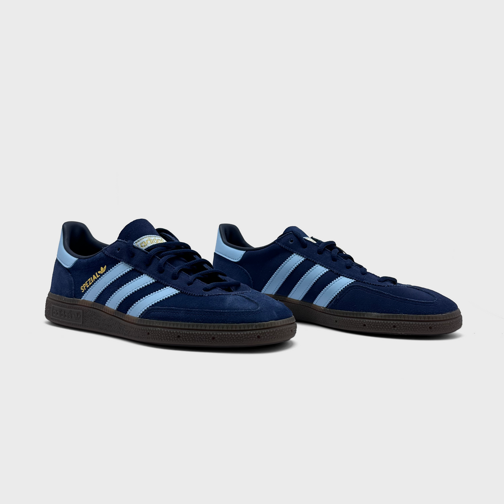 Adidas Handball Spezial Navy Blue Sneaker dunkelblau Paar schräg von vorne
