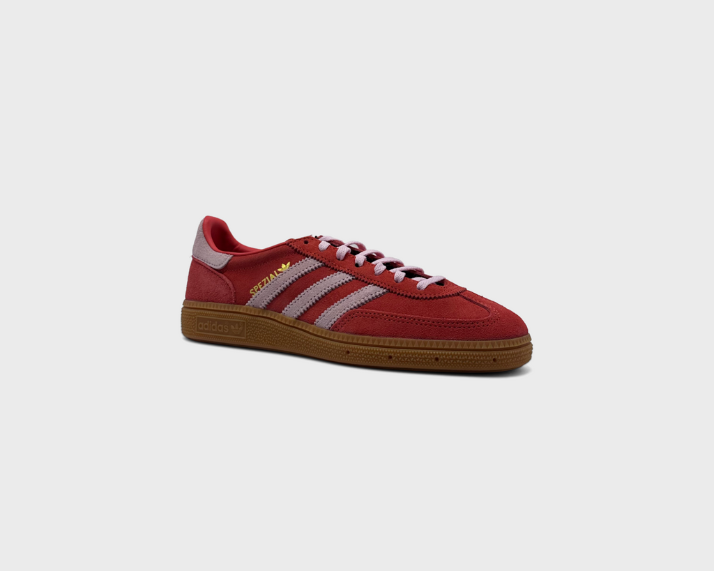adidas Handball Spezial Red Pink Sneaker rot rosa schräg von vorne