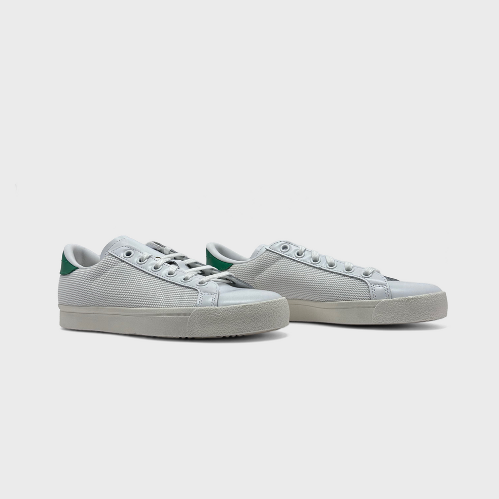 Adidas Rod Laver Vintage White Green Sneaker weiß grün Paar schräg von vorne

