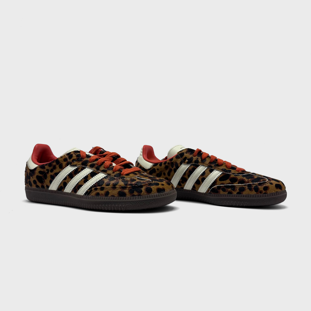 Adidas Samba OG Leopard Sneaker leopard Paar schräg von vorne
