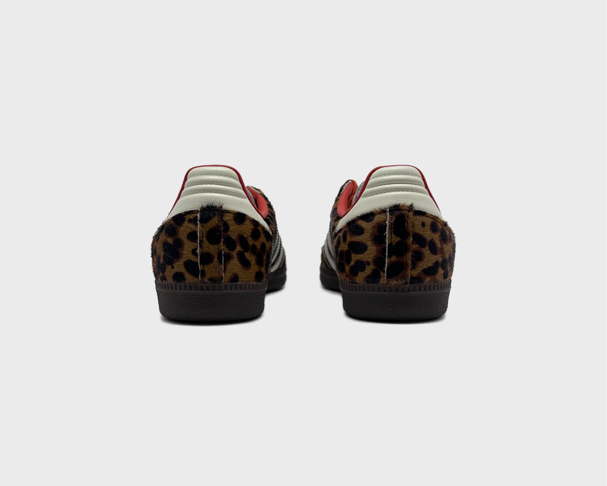 Adidas Samba OG Leopard Sneaker leopard Sneaker Paar Rückansicht
