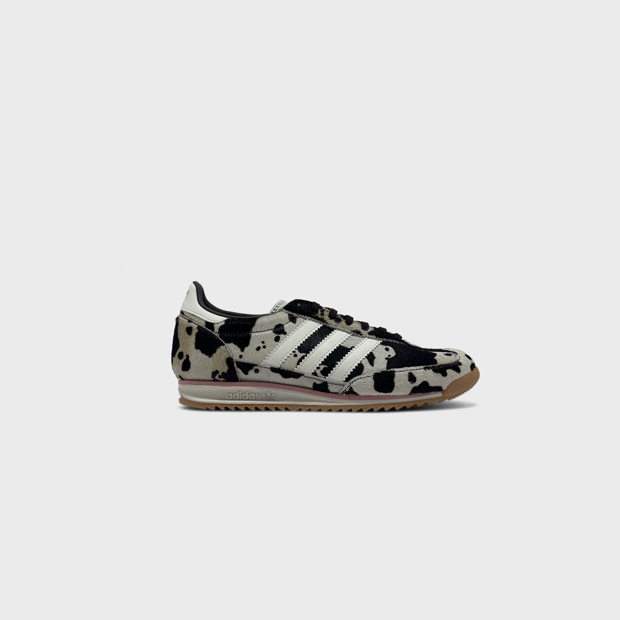 Adidas SL 72 OG Cow Print Sneaker schwarz weiß Kuhmuster Außenseite Seitenansicht

