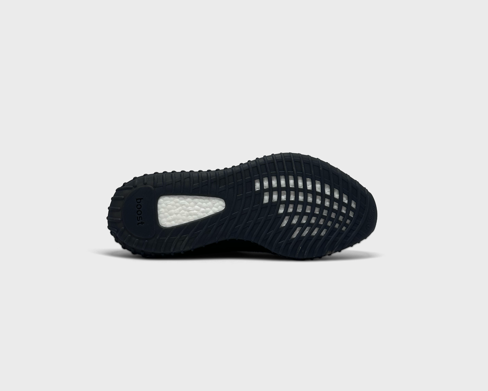 Adidas Yeezy Boost 350 V2 Triple Black Sneaker schwarz Sohle Unterseite
