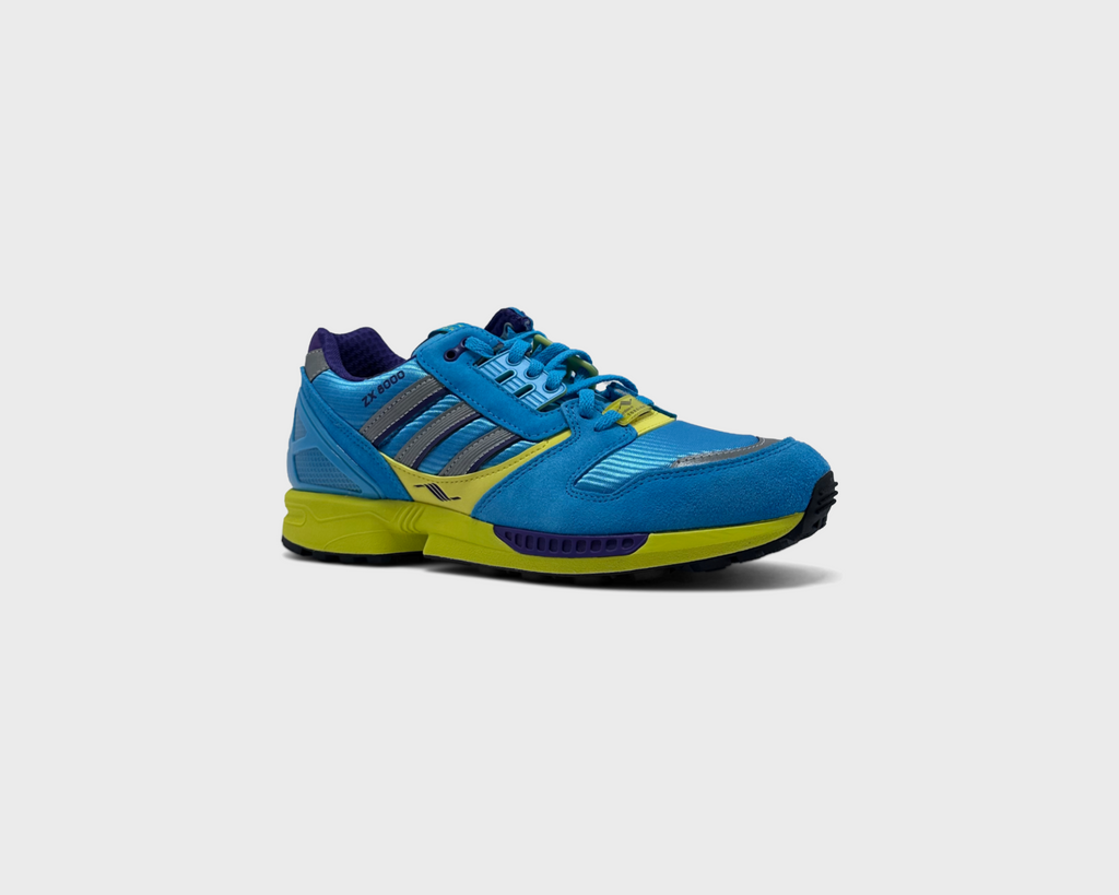 adidas ZX 8000 Blue Glow Unity Purple Sneaker blau lila gelb schräg von vorne