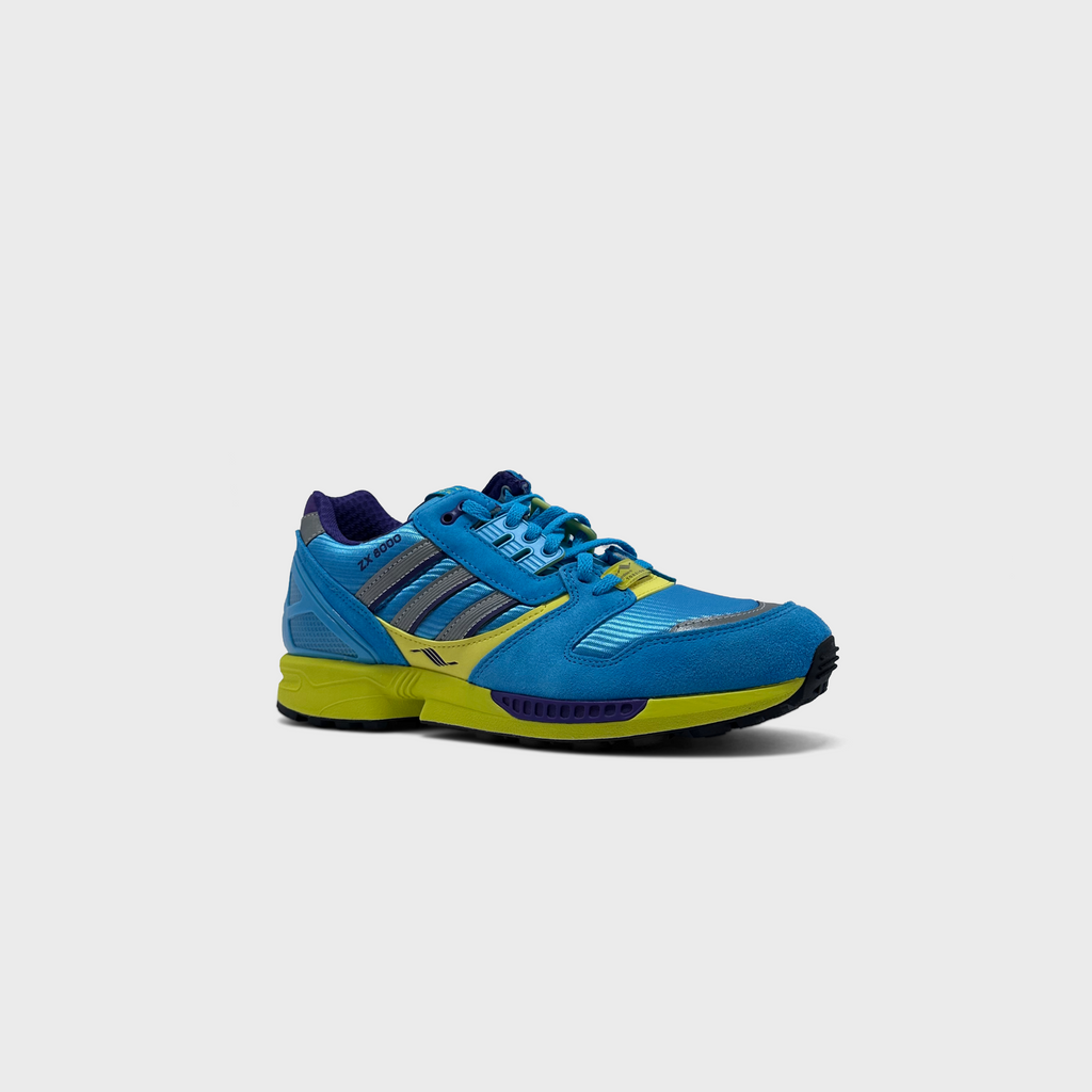 Adidas ZX8000 Blue Green Sneaker blau grün schräg von vorne
