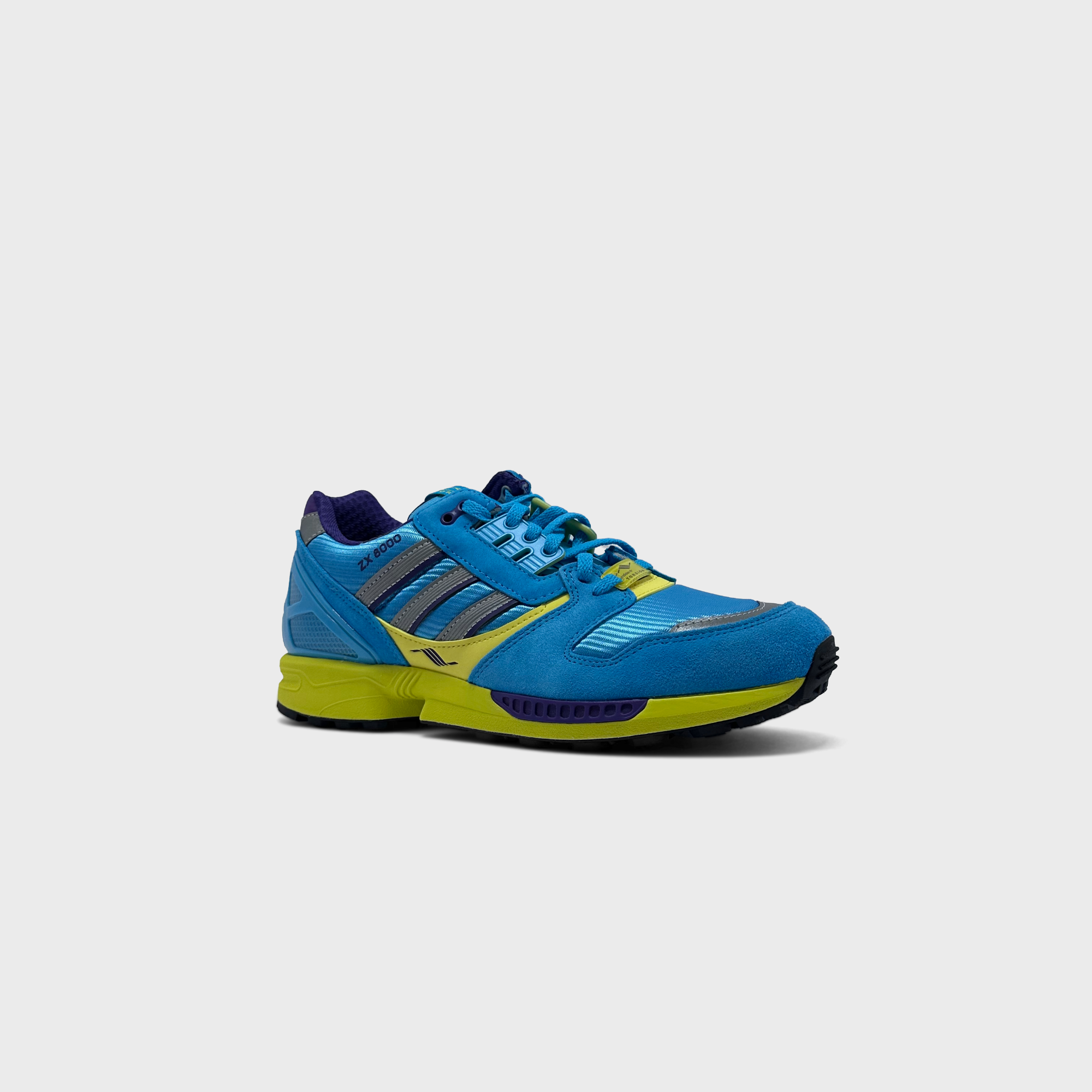 Adidas ZX8000 Blue Green Sneaker blau grün schräg von vorne
