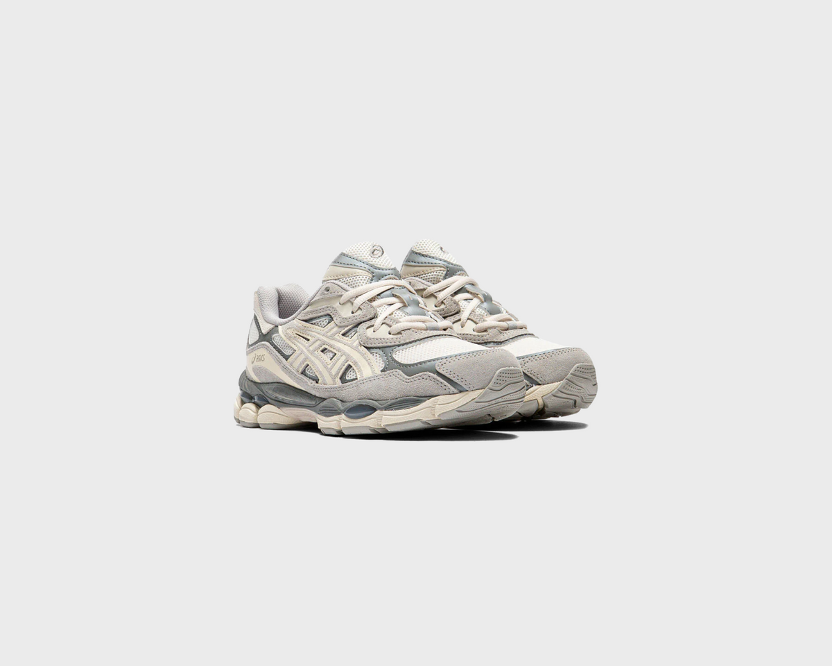 Asics Gel-NYC Cream Oyster Grey Sneaker creme grau Paar schräg von vorne