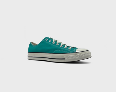 Converse Chuck 70 Green Sneaker grün schräg von vorne
