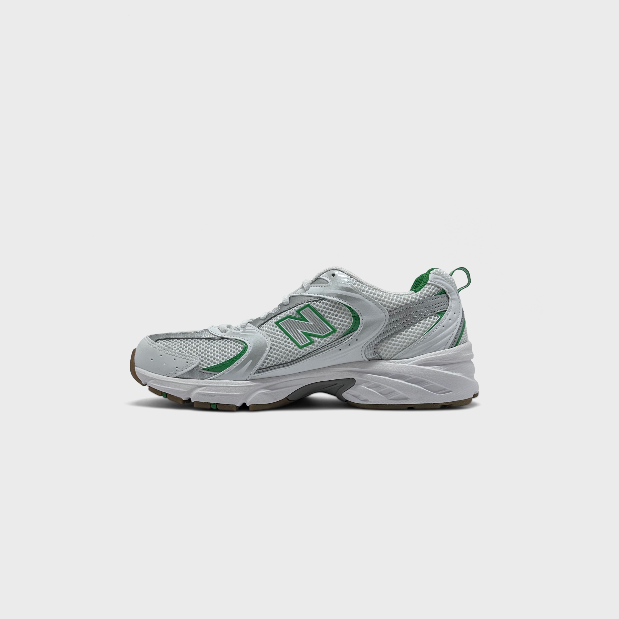 New Balance 530 Silver Green Sneaker silber grün Innenseite Seitenansicht
