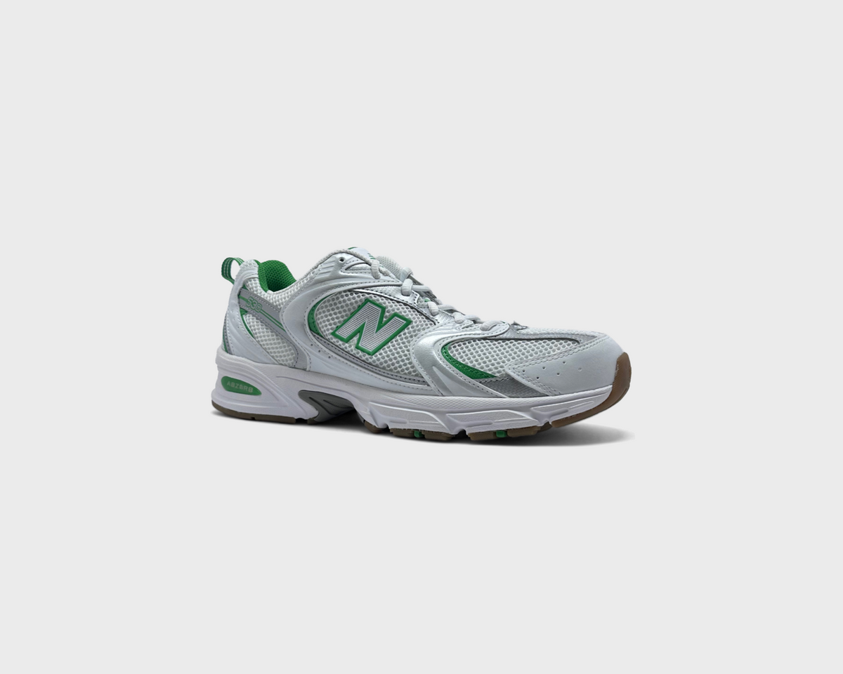 New Balance 530 Silver Green Sneaker silber grün schräg von vorne