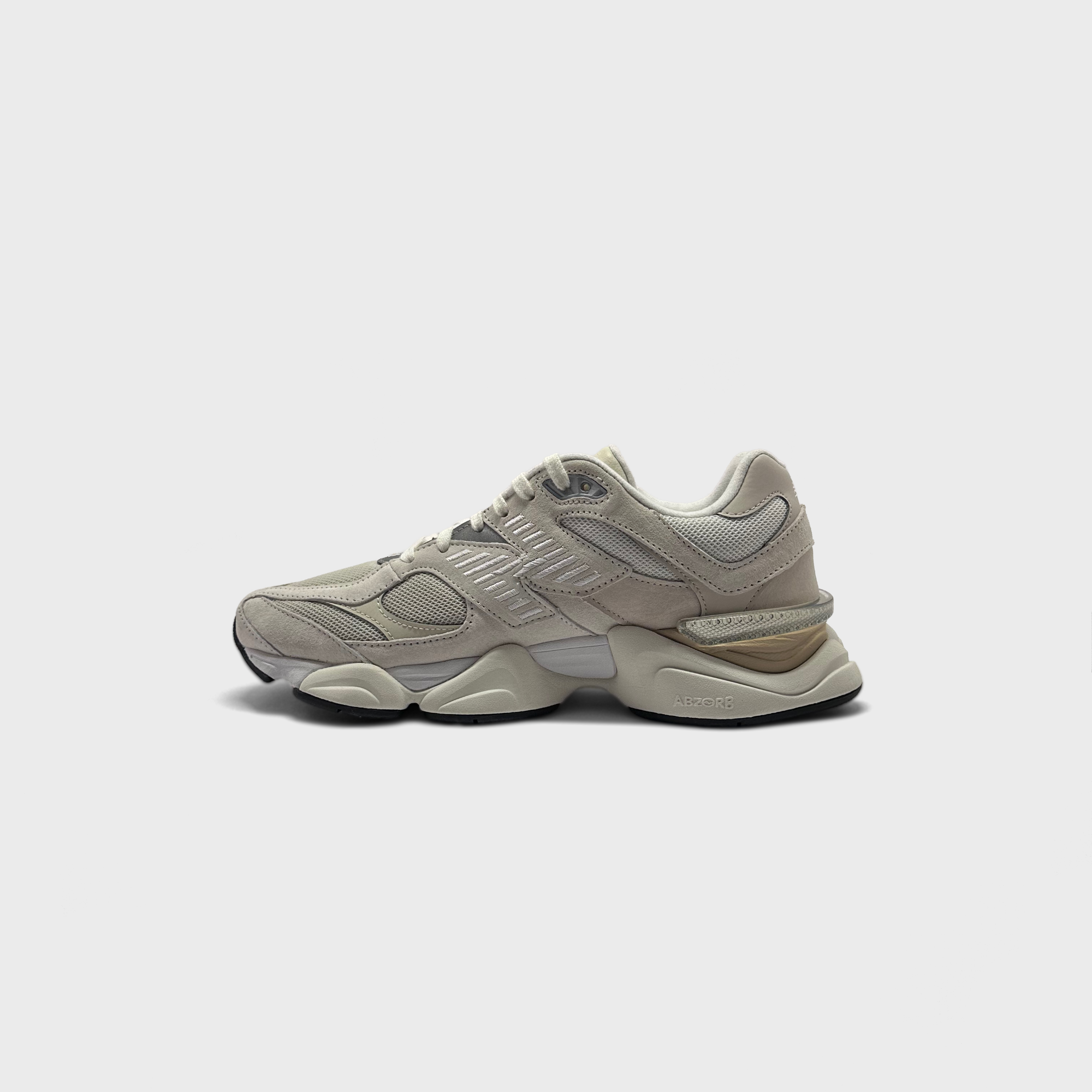 New Balance 9060 Beige Sneaker beige Innenseite Seitenansicht
