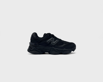 New Balance 9060 Black Kids Sneaker schwarz Außenseite Seitenansicht
