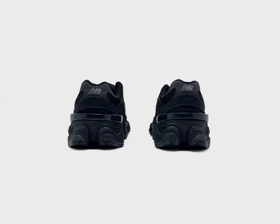 New Balance 9060 Black Kids Sneaker schwarz Sneaker Paar Rückansicht
