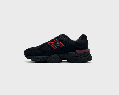 New Balance 9060 Black Red Sneaker schwarz rot Innenseite Seitenansicht
