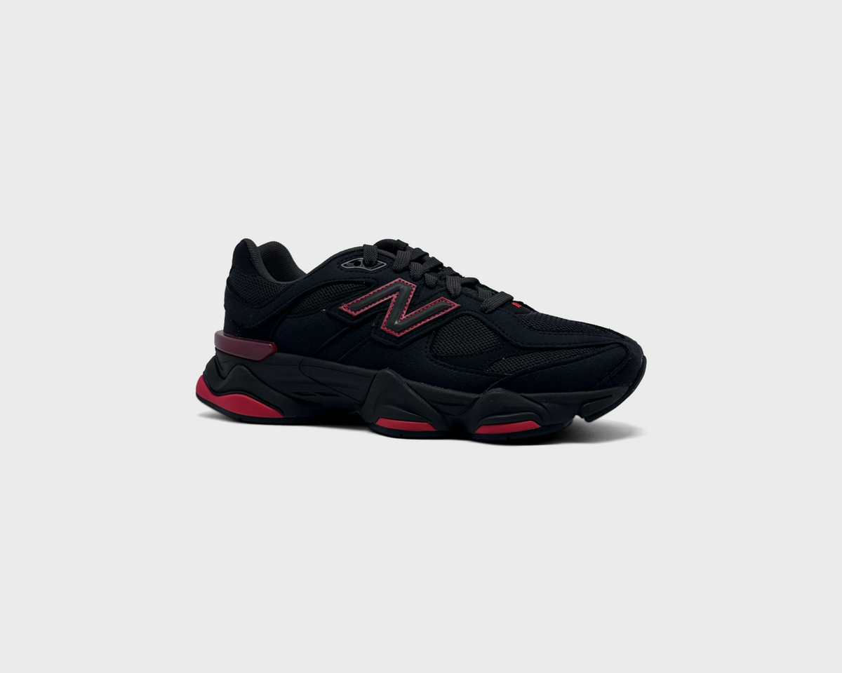 New Balance 9060 Black Red Kids Sneaker schwarz rot schräg von vorne