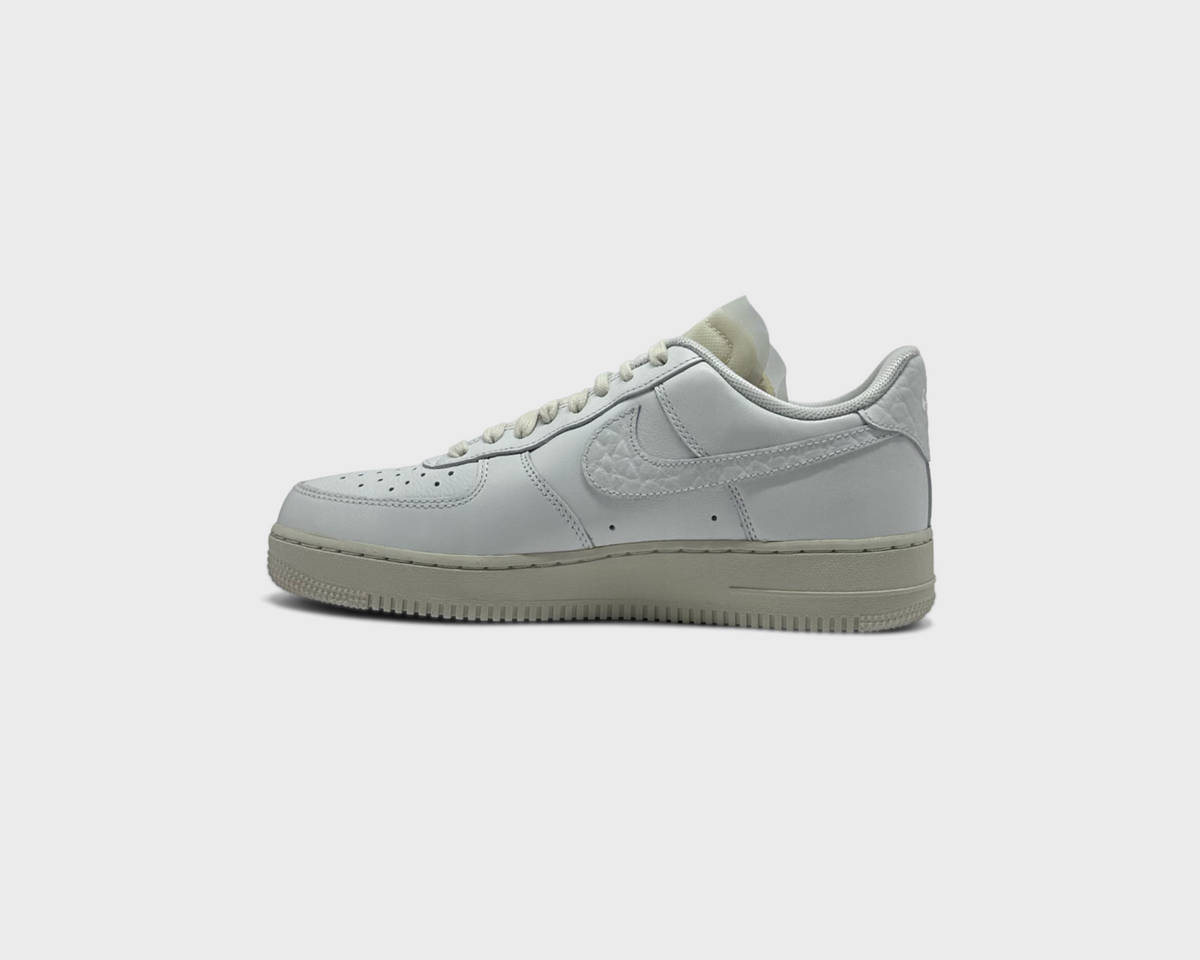 Nike Air Force 1 Low Premium Summit White Sea Glass Sneaker weiß hellgrün Innenseite Seitenansicht