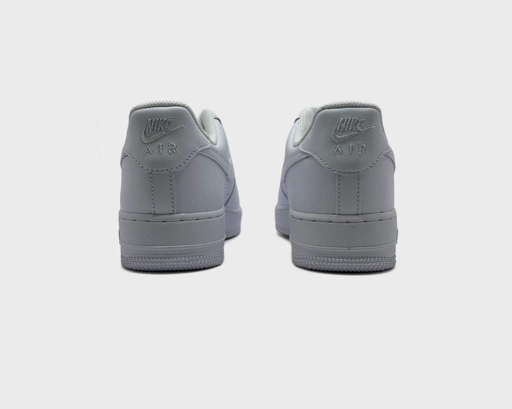 Nike Air Force 1 Low White GS Sneaker weiß Paar Rückansicht