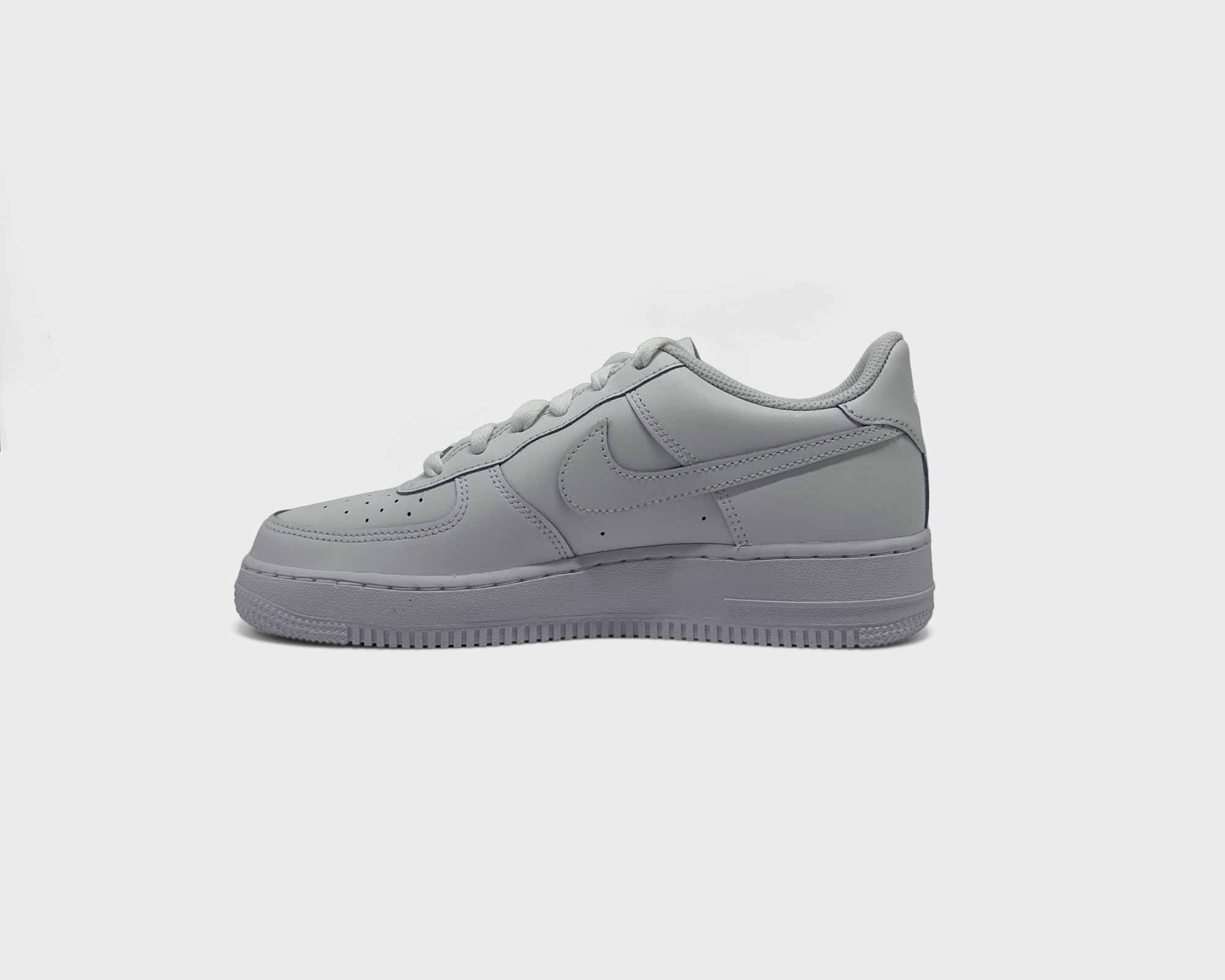 Nike Air Force 1 Low White GS Sneaker weiß Innenseite Seitenansicht