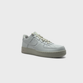 Nike Air Force 1 White Sail Sneaker weiß creme schräg von vorne
