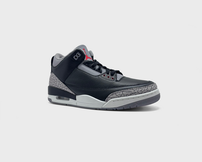 Nike Air Jordan 3 Retro Black Cement Sneaker schwarz grau schräg von vorne

