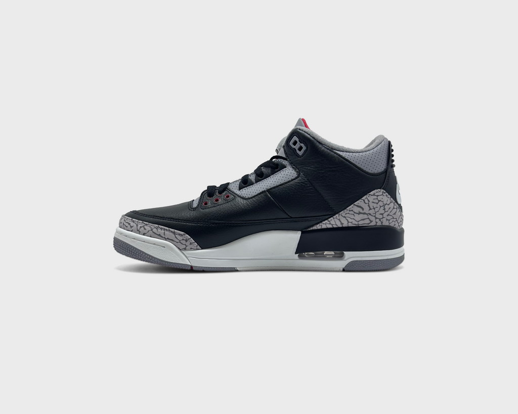 Nike Air Jordan 3 Retro Black Cement Sneaker schwarz grau Innenseite Seitenansicht