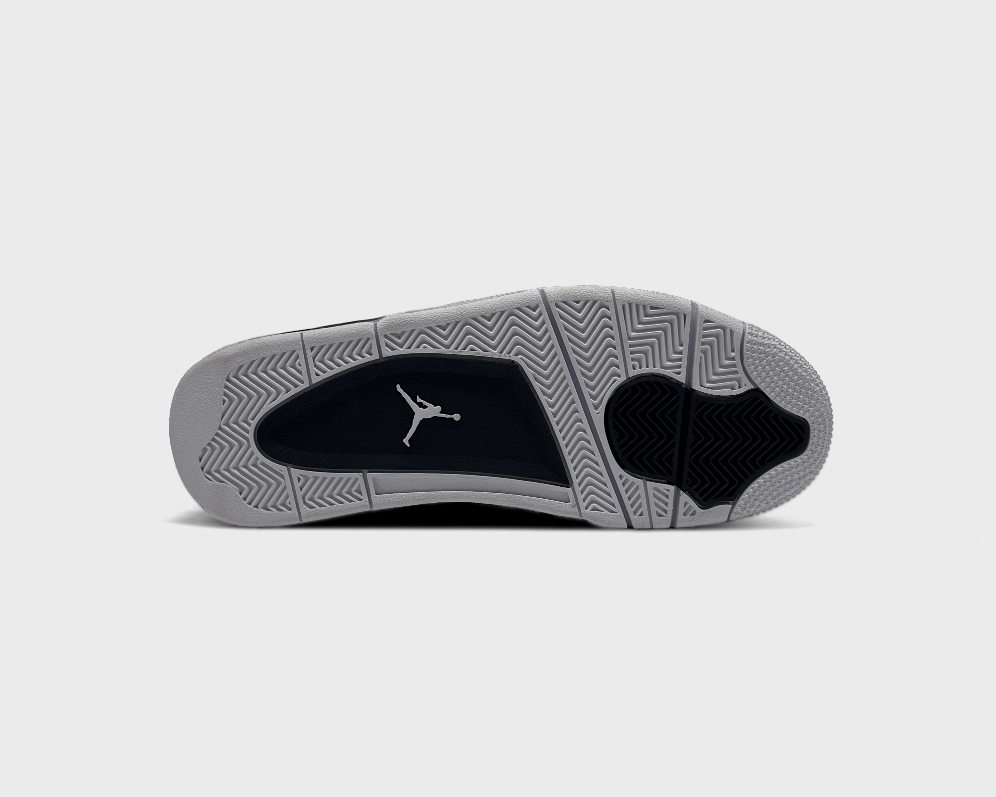 Nike Air Jordan 4 SE Fear Sneaker grau schwarz Sohle Unterseite
