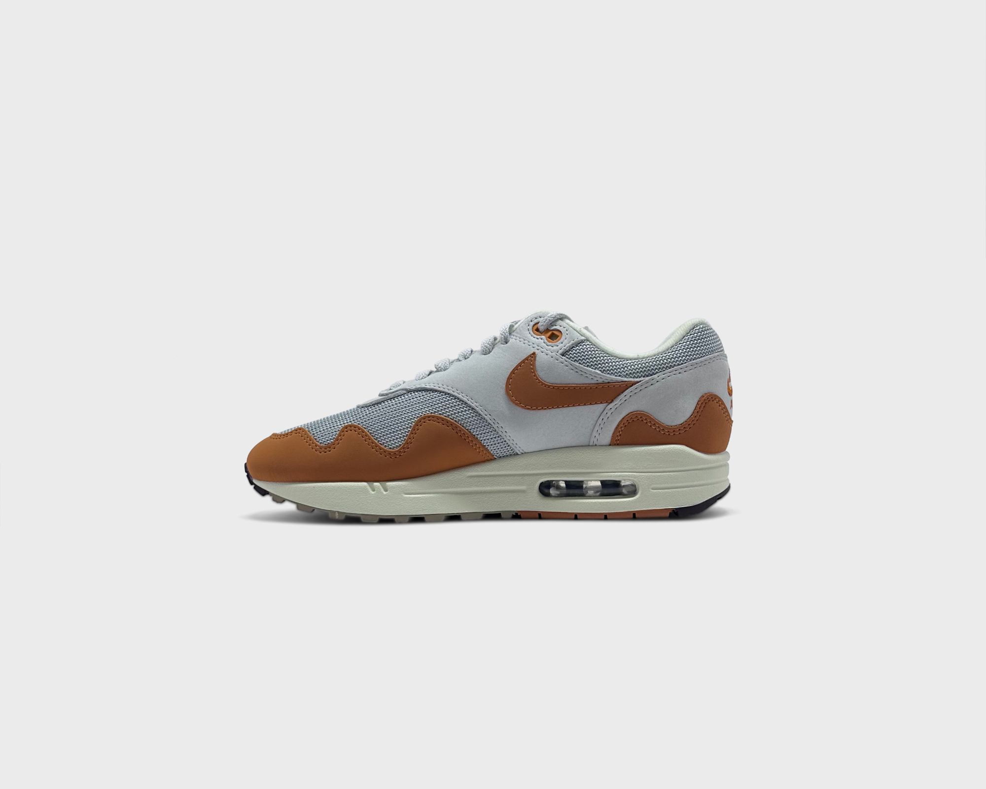 Nike Air Max 1 Monarch Sneaker orange weiß Innenseite Seitenansicht
