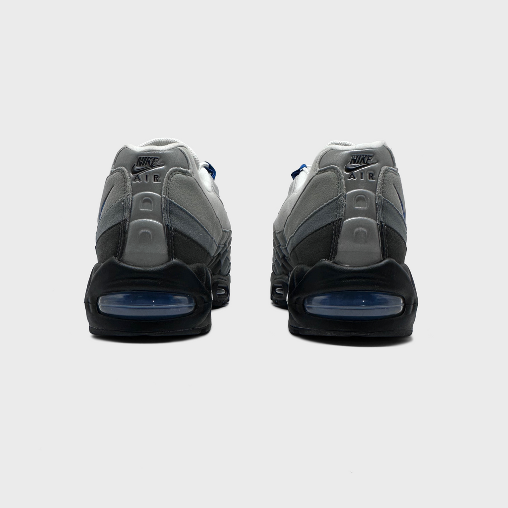 Nike Air Max 95 Blue Spark Sneaker schwarz grau blau Sneaker Paar Rückansicht
