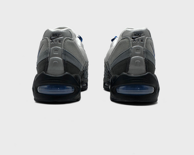 Nike Air Max 95 Blue Spark Sneaker schwarz grau blau Sneaker Paar Rückansicht
