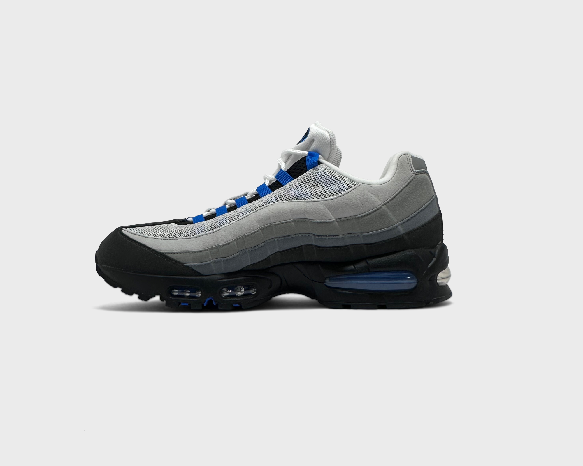 Nike Air Max 95 Blue Spark Sneaker schwarz grau blau Innenseite Seitenansicht
