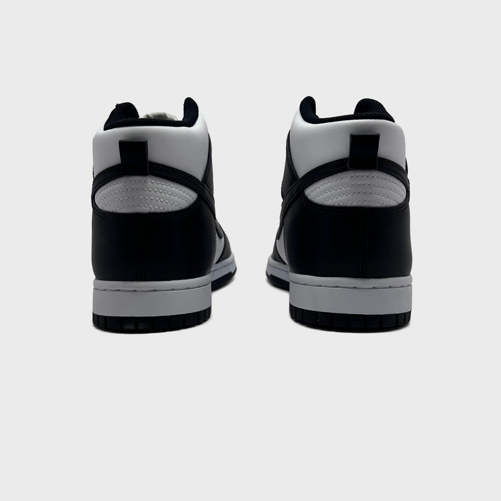 Nike Dunk High Black White Sneaker schwarz weiß Sneaker Paar Rückansicht
