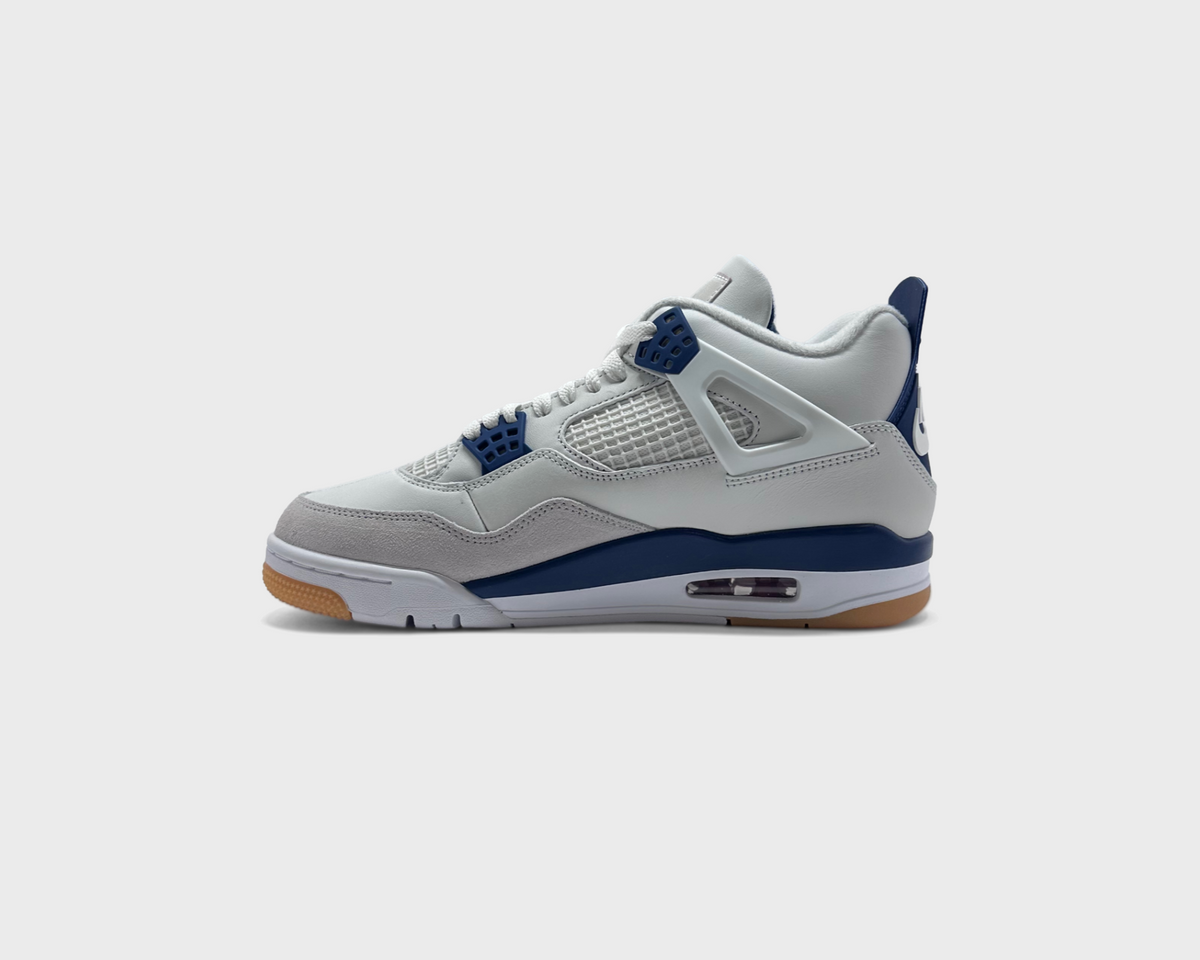 Nike SB x Air Jordan 4 Navy Sneaker weiß dunkelblau Innenseite Seitenansicht