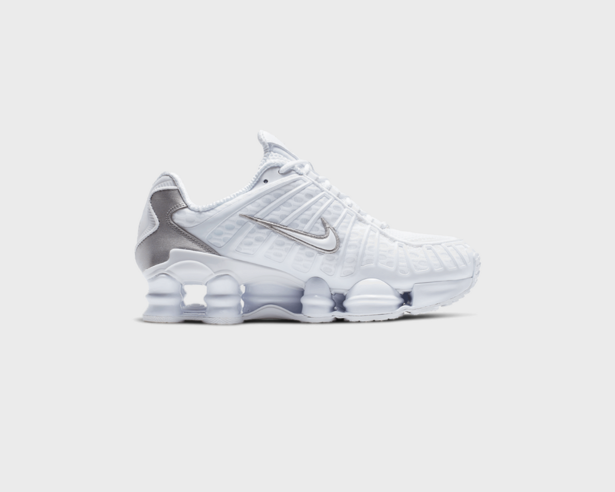 Nike Shox TL White Metallic Silver Max Orange Sneaker weiß silber Außenseite Seitenansicht