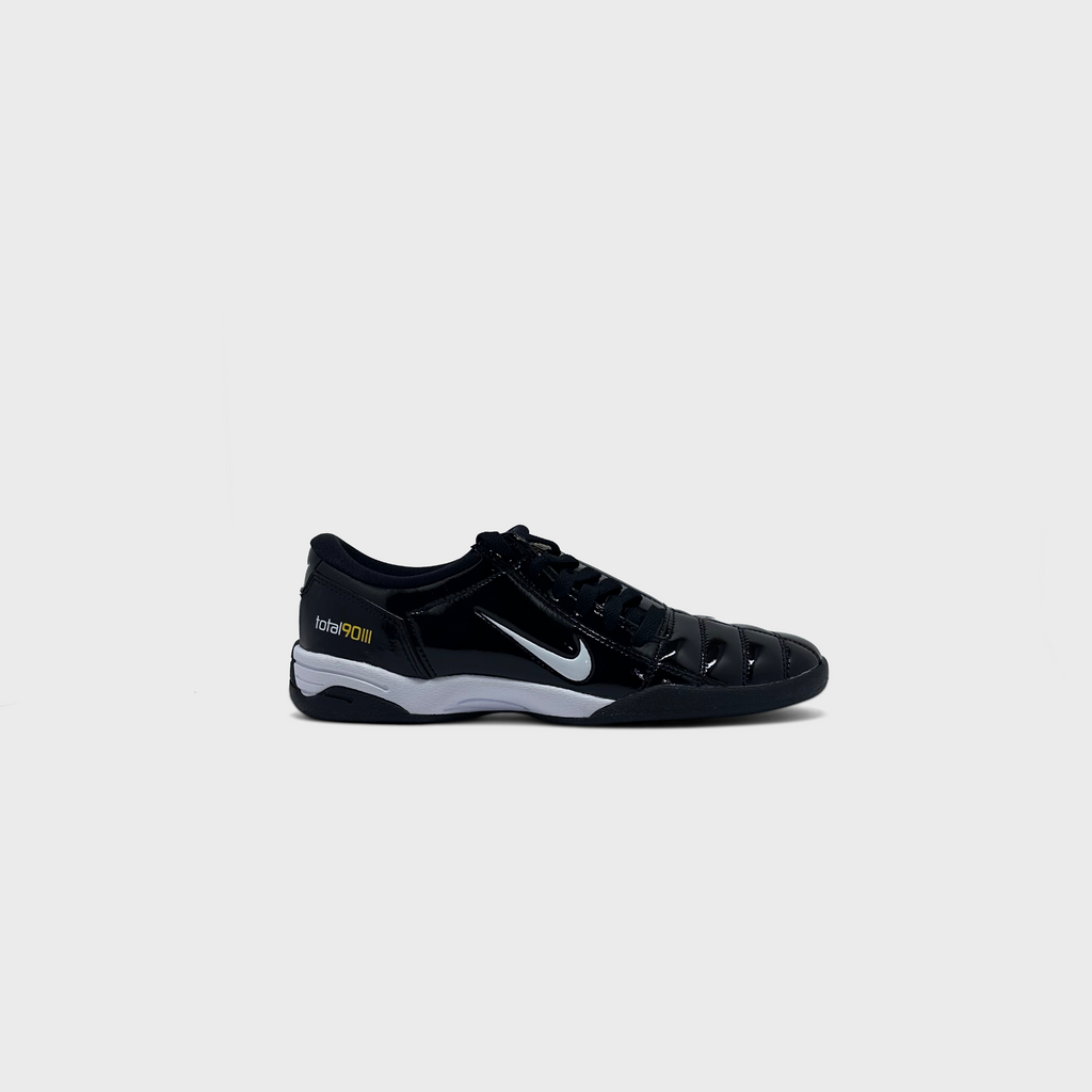 Nike Total 90 SP Black White Sneaker schwarz weiß Außenseite Seitenansicht
