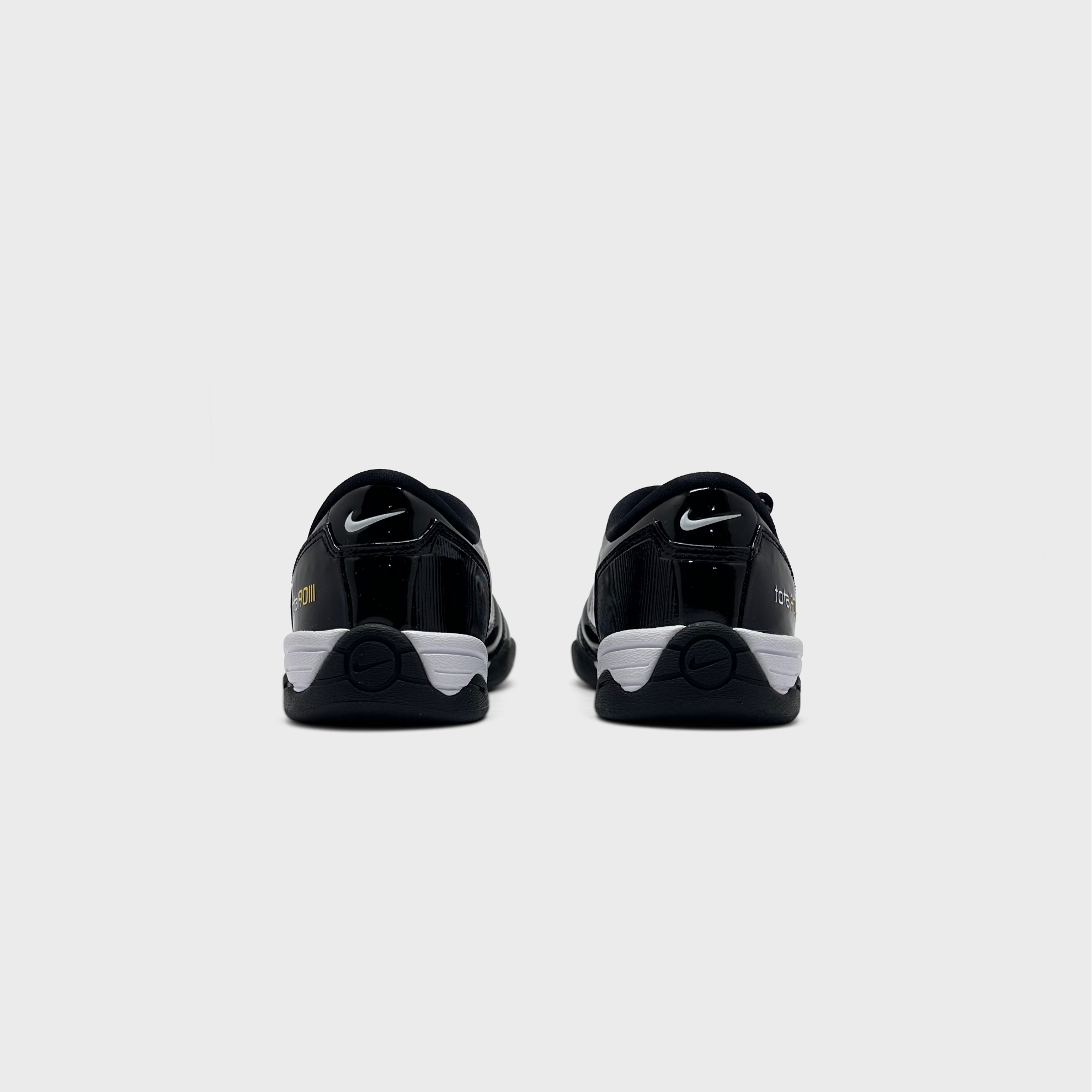 Nike Total 90 SP Black White Sneaker schwarz weiß Sneaker Paar Rückansicht
