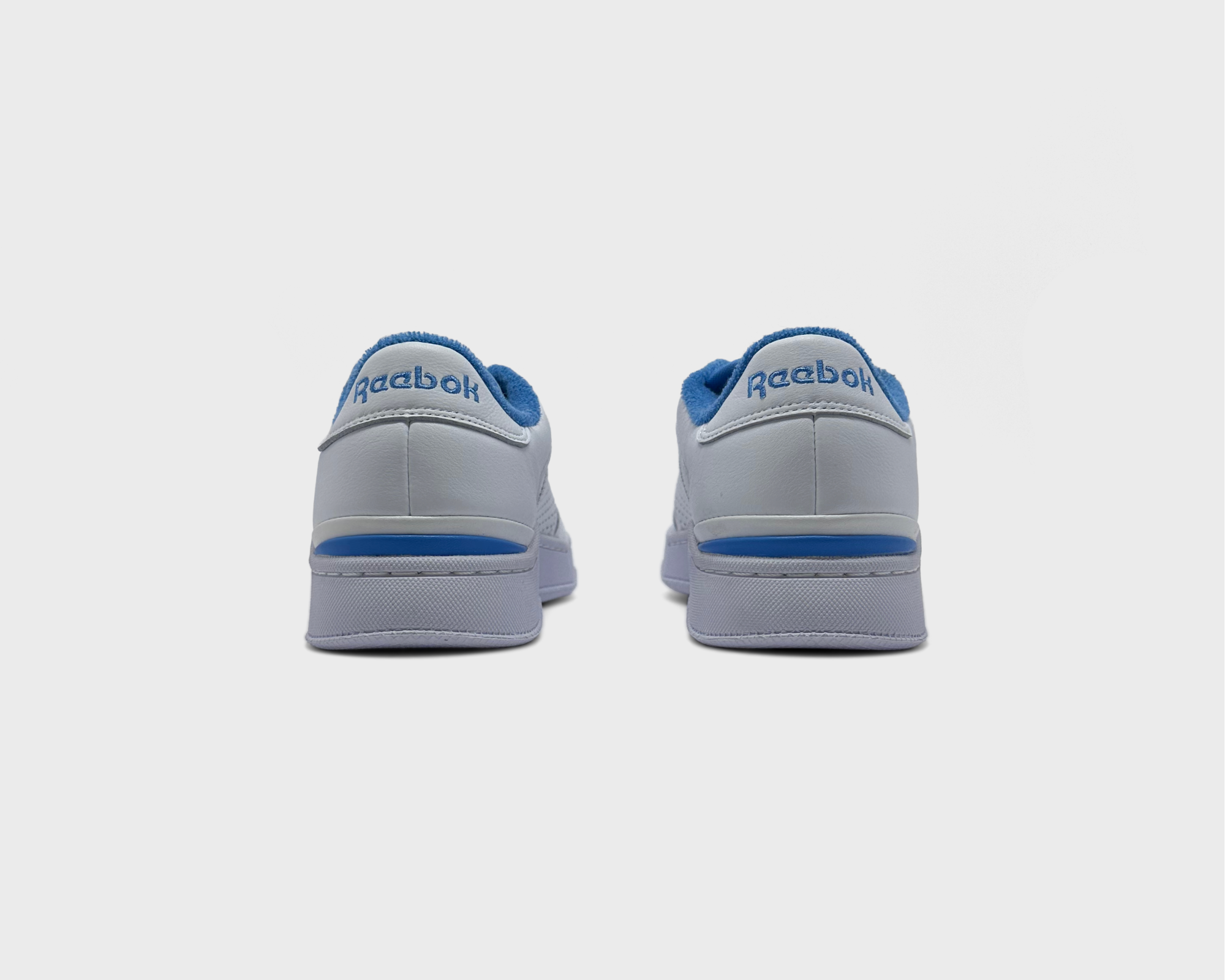 Reebok Ad Court White Blue Sneaker weiß blau Sneaker Paar Rückansicht

